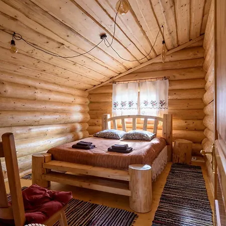 коло хорса Apartment Slavske