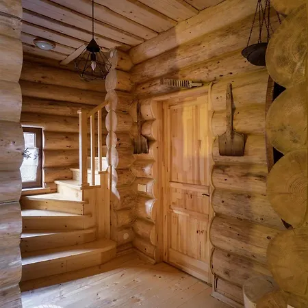 Apartment коло хорса